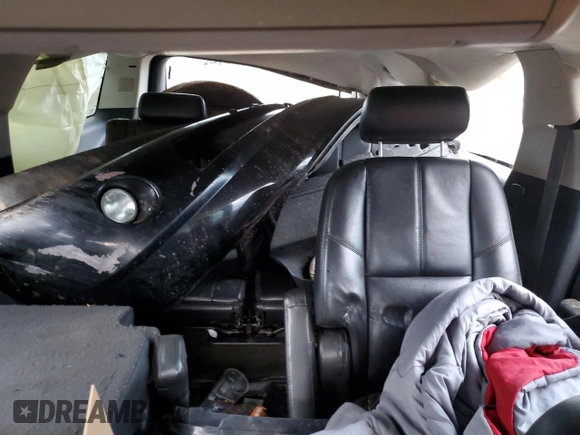 2008 GMC Yukon XL SLT 4SB with VIN 1GKFK16368R243268, listed as a Copart auction lot 48311785 with 228,311 mi miles and Salvage Title. Bid and sale history available at carsss.com. Image 10.
