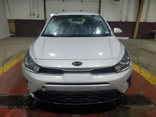 2021 Kia Rio S with VIN 3KPA25AD3ME433290, listed as a Copart auction lot 53537425 with 18,285 mi miles and Salvage Title. Bid and sale history available at DreamBid. Image 5.