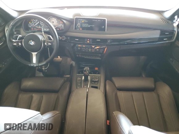 2014 BMW X5 xDrive50i z VIN 5UXKR6C57E0J71844, wystawiony jako Copart lot #54399675 z przebiegiem 79 898 mil mil oraz Szkoda całkowita • Salvage title. Historia ofert i sprzedaży dostępna na DreamBid. Obrazek 8.