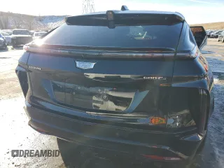 2024 Cadillac LYRIQ Sport z VIN 1GYKPWRL9RZ119141, wystawiony jako Copart lot #84674594 z przebiegiem 11 855 mil mil oraz Szkody całkowita. Historia ofert i sprzedaży dostępna na DreamBid. Obrazek 6.