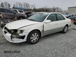 2001 Toyota Camry CE z VIN JT2BG22K210600687, wystawiony jako Copart lot #48807225 z przebiegiem 307 479 mil mil oraz Szkoda całkowita • Salvage title. Historia ofert i sprzedaży dostępna na DreamBid. Obrazek 1.