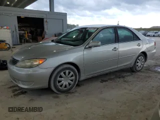2005 Toyota Camry STD z VIN 4T1BE32K75U594057, wystawiony jako Copart lot #58401295 z przebiegiem 198 276 mil mil oraz Szkoda całkowita • Salvage title. Historia ofert i sprzedaży dostępna na DreamBid. Obrazek 1.