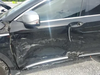 2024 Infiniti QX55 Luxe z VIN 3PCAJ5JR7RF111848, wystawiony jako Copart lot #60298415 z przebiegiem 32 458 mil mil oraz Szkoda całkowita • Salvage title. Historia ofert i sprzedaży dostępna na DreamBid. Obrazek 7.