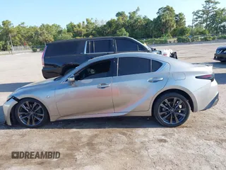 2021 Lexus IS 350 F Sport z VIN JTHGZ1B29M5045003, wystawiony jako IAAI lot #42126600 z przebiegiem 49 148 mil mil oraz . Historia ofert i sprzedaży dostępna na DreamBid. Obrazek 14.