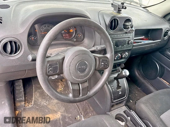 2017 Jeep Patriot Sport SE with VIN 1C4NJPBA7HD211671, listed as a Copart auction lot 62742195 with 127,467 mi miles and Clean title. Bid and sale history available at DreamBid. Image 9.