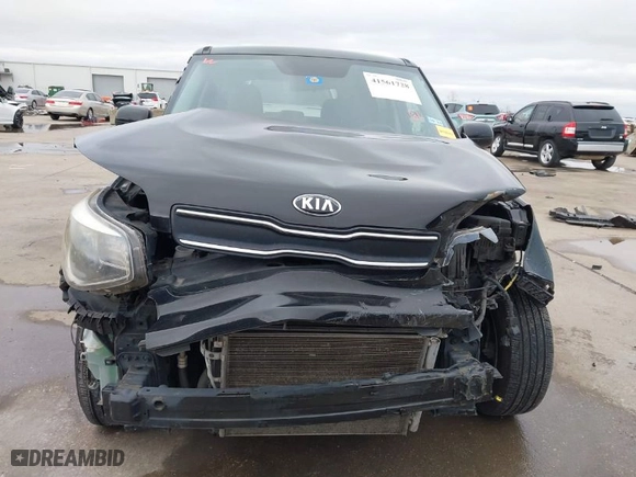 2018 Kia Soul with VIN KNDJN2A23J7523748, listed as a IAAI auction lot 41561728 with 84,713 mi miles. Bid and sale history available at carsss.com. Image 6.
