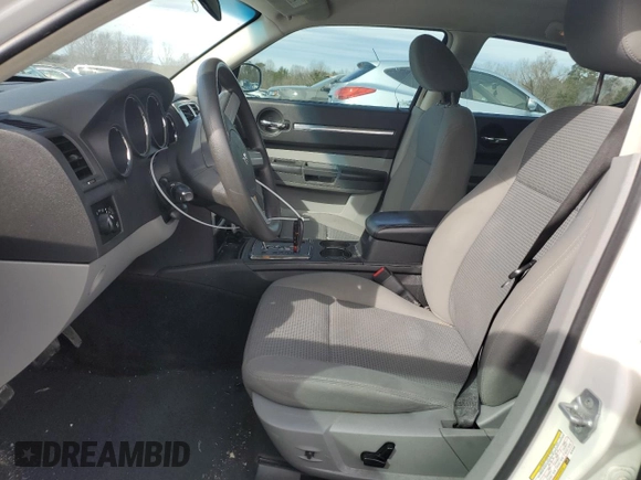 2010 Dodge Charger SXT with VIN 2B3CA3CVXAH191833, listed as a Copart auction lot 45682505 with 106,540 mi miles and Salvage Title. Bid and sale history available at DreamBid. Image 7.