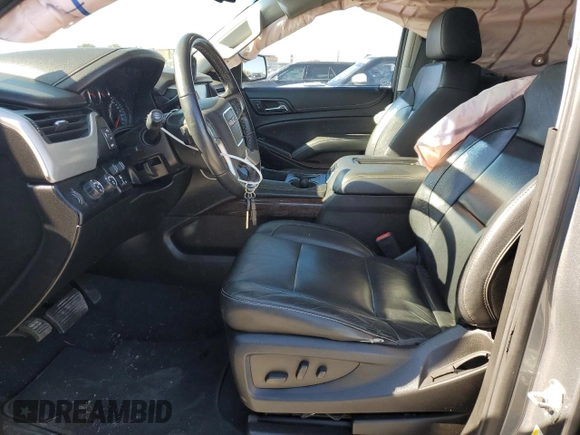 2019 GMC Yukon SLT Standard Edition with VIN 1GKS2DKC3KR134022, listed as a Copart auction lot 83202344 with 201,621 mi miles and Salvage Title. Bid and sale history available at carsss.com. Image 7.
