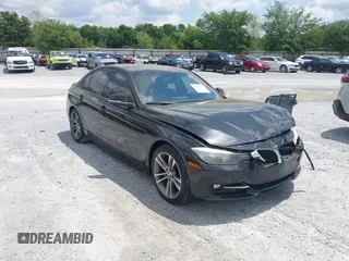 2013 BMW 3 Series 328i z VIN WBA3A5G56DNP22491, wystawiony jako IAAI lot #42128295 z przebiegiem 118 178 mil mil oraz . Historia ofert i sprzedaży dostępna na DreamBid. Obrazek 1.