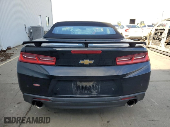 2017 Chevrolet Camaro 2SS with VIN 1G1FH3D78H0209910, listed as a Copart auction lot 38637783 with 79,620 mi miles. Bid and sale history available at carsss.com. Image 6.