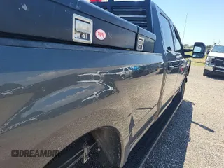 2019 Ford F-250 XL с VIN 1FT7W2BT5KEC22832, выставлен на аукционе IAAI как лот 42740580 с пробегом 150 547 миль миль и . История ставок и продаж доступна на DreamBid. Изображение 9.