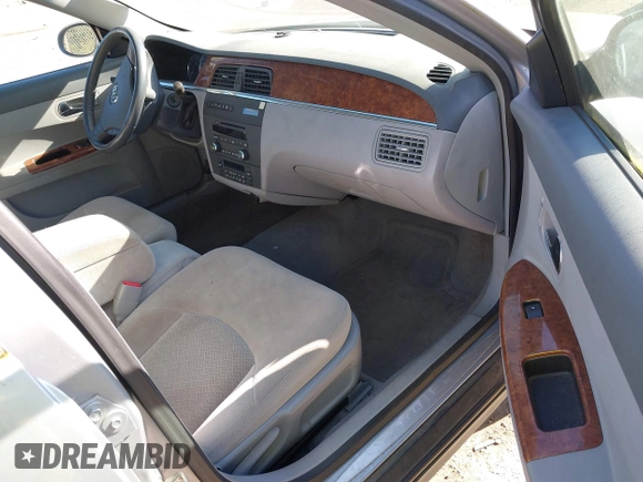 2006 Buick LaCrosse CX with VIN 2G4WC582361234128, listed as a IAAI auction lot 42050821 with 167,484 mi miles. Bid and sale history available at carsss.com. Image 5.