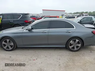 2018 Mercedes-Benz E 300 with VIN WDDZF4JB7JA357139, listed as a IAAI auction lot 42065511 with 54,812 mi miles and . Bid and sale history available at DreamBid. Image 14.