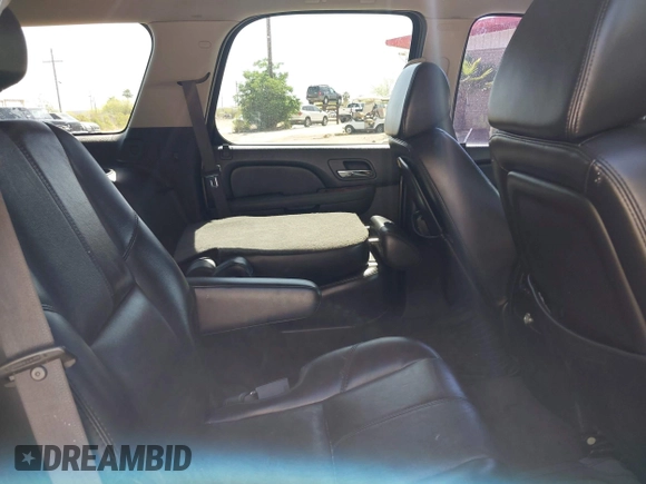 2007 Chevrolet Tahoe LT z VIN 1GNFC13077R226276, wystawiony jako IAAI lot #42232796 z przebiegiem 169 595 mil mil oraz . Historia ofert i sprzedaży dostępna na DreamBid. Obrazek 8.