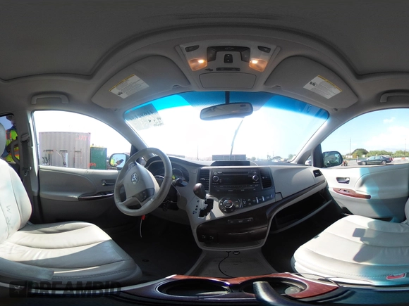 2014 Toyota Sienna XLE with VIN 5TDYK3DC1ES429932, listed as a IAAI auction lot 41692134 with 93,625 mi miles. Bid and sale history available at carsss.com. Image 19.