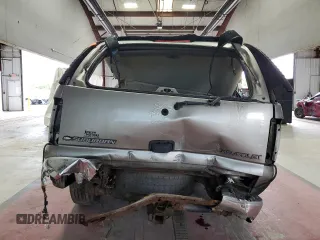2001 Chevrolet Suburban LT with VIN 3GNFK16T01G190138, listed as a Copart auction lot 70755584 with 0 mi miles and Salvage Title. Bid and sale history available at carsss.com. Image 6.