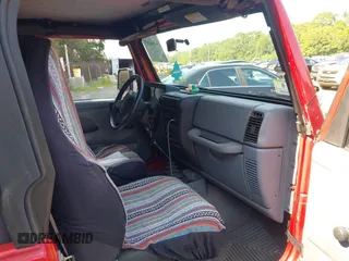 1997 Jeep Wrangler Sport с VIN 1J4FY19S8VP543117, выставлен на аукционе IAAI как лот 42844397 с пробегом 183 701 миль миль и . История ставок и продаж доступна на DreamBid. Изображение 5.