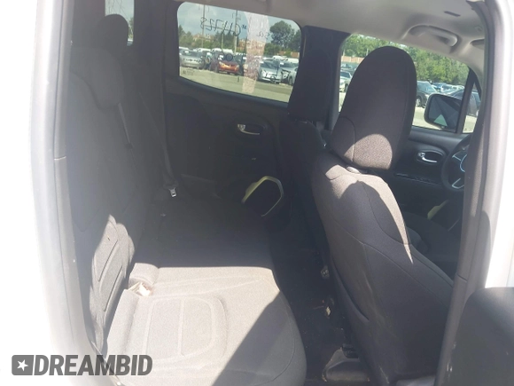 2018 Jeep Renegade Latitude with VIN ZACCJBBB8JPH36572, listed as a IAAI auction lot 42756896 with 50,347 mi miles and . Bid and sale history available at DreamBid. Image 8.