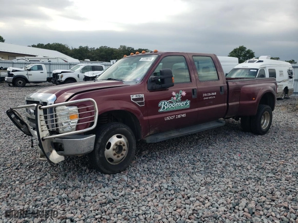 2008 Ford Super Duty F-350 DRW XL with VIN 1FTWW33R78EC42612, listed as a Copart auction lot 72239614 with 180,586 mi miles and Salvage Title. Bid and sale history available at carsss.com. Image 1.