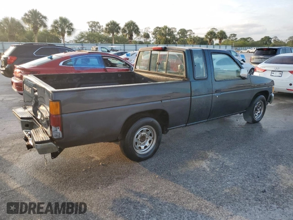 1994 Nissan Frontier XE z VIN 1N6SD16S1RC372743, wystawiony jako Copart lot #54486495 z przebiegiem 206 951 mil mil oraz Szkoda całkowita • Salvage title. Historia ofert i sprzedaży dostępna na DreamBid. Obrazek 3.