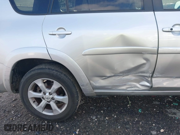 2011 Toyota RAV4 Ltd with VIN 2T3YF4DV9BW082503, listed as a IAAI auction lot 41810414 with 172,125 mi miles. Bid and sale history available at carsss.com. Image 6.