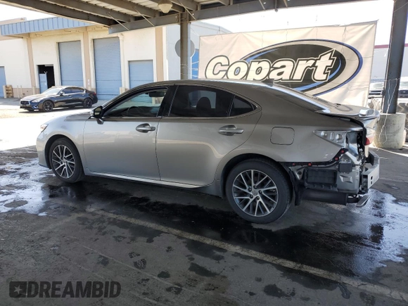 2016 Lexus ES 330 z VIN 58ABK1GG6GU019977, wystawiony jako Copart lot #59163355 z przebiegiem 55 368 mil mil oraz Szkoda całkowita • Salvage title. Historia ofert i sprzedaży dostępna na DreamBid. Obrazek 2.