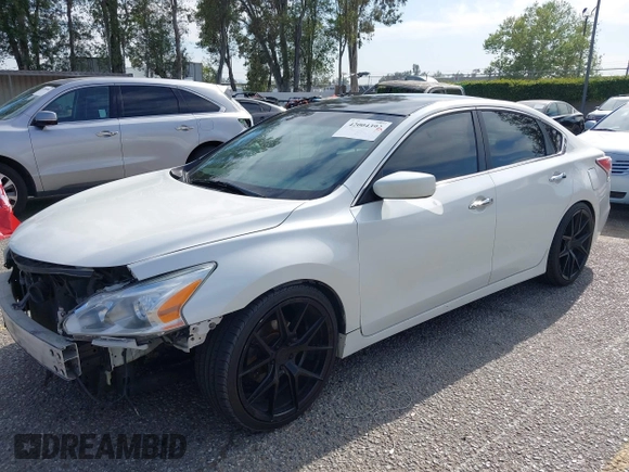 2014 Nissan Altima S with VIN 1N4AL3AP4EN223862, listed as a IAAI auction lot 42004392 with 140,450 mi miles and . Bid and sale history available at DreamBid. Image 18.