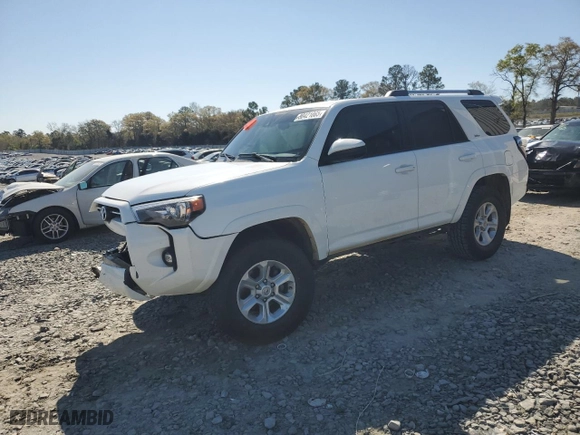 2021 Toyota 4Runner SR5 with VIN JTEEU5JR6M5240114, listed as a Copart auction lot 50421065 with 95,550 mi miles and Salvage Title. Bid and sale history available at carsss.com. Image 1.