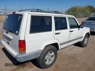 2001 Jeep Cherokee Sport with VIN 1J4FT48S61L582047, listed as a IAAI auction lot 42135003 with 160,716 mi miles and . Bid and sale history available at DreamBid. Image 4.