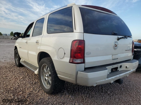 2005 Cadillac Escalade with VIN 1GYEC63T75R182265, listed as a Copart auction lot 53752525 with 187,028 mi miles and Clean Title. Bid and sale history available at carsss.com. Image 2.