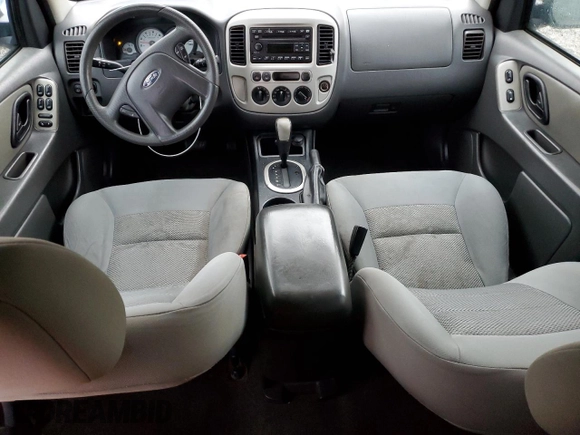2007 Ford Escape XLT with VIN 1FMYU03Z67KA84353, listed as a Copart auction lot 83999774 with 179,339 mi miles and Salvage Title. Bid and sale history available at carsss.com. Image 8.