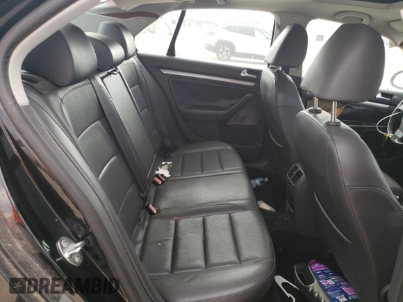 2009 Volkswagen Jetta SE z VIN 3VWRM71K89M141488, wystawiony jako Copart lot #43658055 z przebiegiem Nie podano mil oraz Czysty tytuł • Clean title. Historia ofert i sprzedaży dostępna na DreamBid. Obrazek 10.