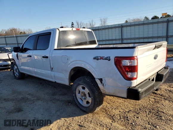 2021 Ford F-150 XL with VIN 1FTFW1E53MFA02704, listed as a Copart auction lot 87911895 with 137,651 mi miles and Salvage Title. Bid and sale history available at carsss.com. Image 2.