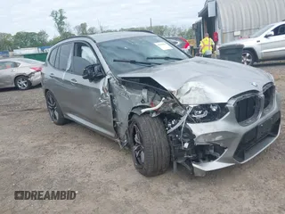 2020 BMW X3 M Competition z VIN 5YMTS0C03L9C47882, wystawiony jako IAAI lot #42190990 z przebiegiem 69 103 mil mil oraz . Historia ofert i sprzedaży dostępna na DreamBid. Obrazek 1.