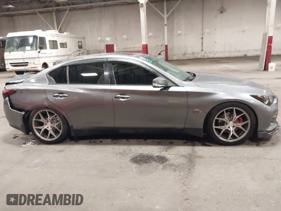 2016 Infiniti Q50 3.0t Premium with VIN JN1EV7AP0GM305466, listed as a IAAI auction lot 41778105 with 79,919 mi miles. Bid and sale history available at carsss.com. Image 13.