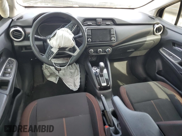 2021 Nissan Versa SR z VIN 3N1CN8FV5ML920265, wystawiony jako Copart lot #55047995 z przebiegiem Nie podano mil oraz Szkoda całkowita • Salvage title. Historia ofert i sprzedaży dostępna na DreamBid. Obrazek 8.