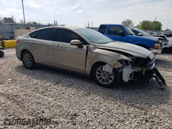 2016 Ford Fusion S with VIN 3FA6P0G71GR195082, listed as a Copart auction lot 50724254 with 111,292 mi miles and Salvage Title. Bid and sale history available at carsss.com. Image 4.