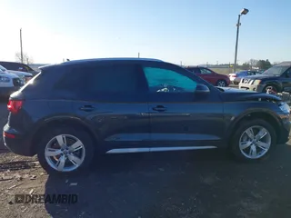 2018 Audi Q5 Premium with VIN WA1ANAFY0J2005269, listed as a IAAI auction lot 41811924 with 63,227 mi miles. Bid and sale history available at carsss.com. Image 13.
