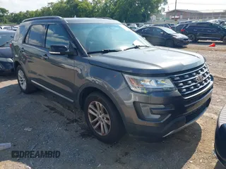 2017 Ford Explorer XLT with VIN 1FM5K7D85HGA07243, listed as a IAAI auction lot 42672521 with 214,644 mi miles and . Bid and sale history available at DreamBid. Image 1.
