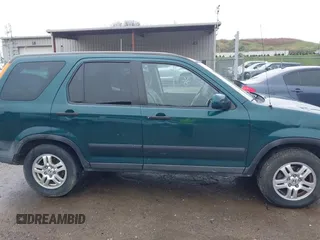 2002 Honda CR-V EX with VIN SHSRD788X2U000471, listed as a IAAI auction lot 41951015 with 137,976 mi miles. Bid and sale history available at carsss.com. Image 14.
