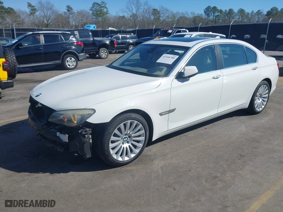 2009 BMW 7 Series 750Li with VIN WBAKB83549CY57472, listed as a IAAI auction lot 41548700 with 54,544 mi miles. Bid and sale history available at carsss.com. Image 17.