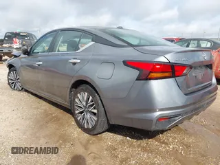 2023 Nissan Altima SV z VIN 1N4BL4DV9PN329053, wystawiony jako IAAI lot #42373968 z przebiegiem 50 729 mil mil oraz . Historia ofert i sprzedaży dostępna na DreamBid. Obrazek 3.