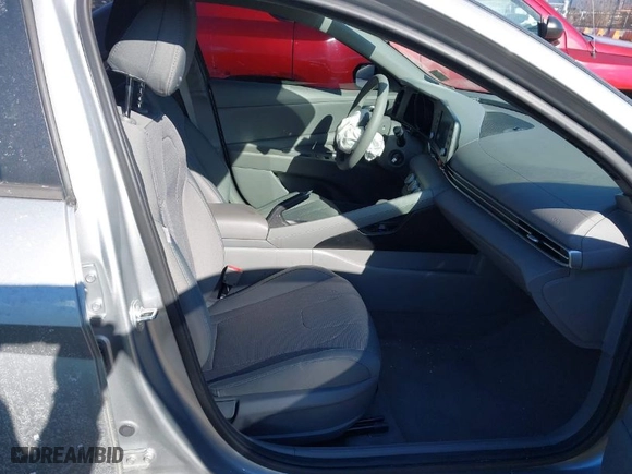 2022 Hyundai Elantra SE with VIN 5NPLL4AGXNH072907, listed as a IAAI auction lot 41440994 with 71,594 mi miles. Bid and sale history available at carsss.com. Image 5.
