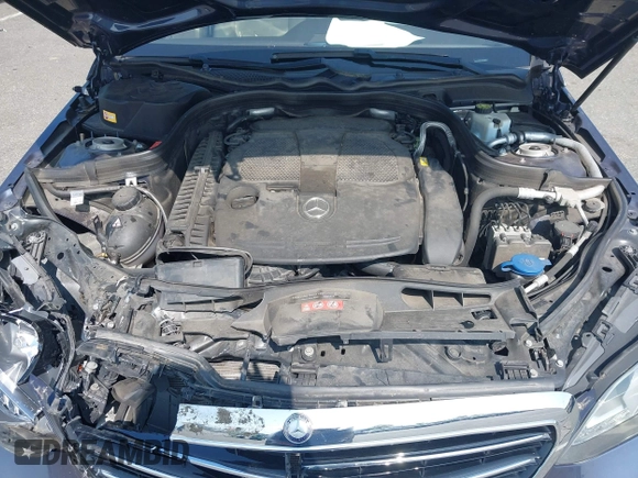 2016 Mercedes-Benz E 350 Luxury z VIN WDDHF8JB4GB232945, wystawiony jako IAAI lot #42396845 z przebiegiem 78 534 mil mil oraz . Historia ofert i sprzedaży dostępna na DreamBid. Obrazek 10.