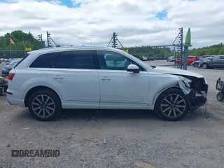 2018 Audi Q7 Premium Plus with VIN WA1LAAF70JD031855, listed as a IAAI auction lot 42267620 with 39,334 mi miles and . Bid and sale history available at DreamBid. Image 14.