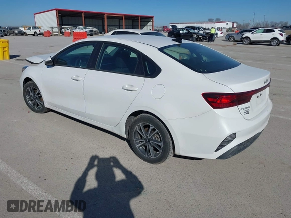 2024 Kia Forte LXS with VIN 3KPF24AD0RE743646, listed as a IAAI auction lot 41686999 with 25,855 mi miles and . Bid and sale history available at DreamBid. Image 3.