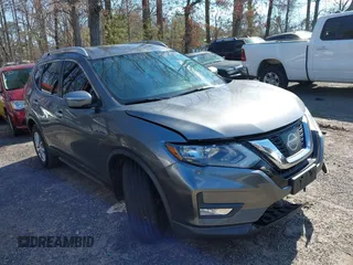 2017 Nissan Rogue S with VIN KNMAT2MT1HP611184, listed as a IAAI auction lot 41632876 with 142,488 mi miles. Bid and sale history available at carsss.com. Image 1.