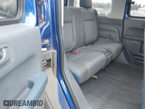 2004 Honda Element EX with VIN 5J6YH285X4L039703, listed as a IAAI auction lot 42519663 with 231,546 mi miles and . Bid and sale history available at DreamBid. Image 8.