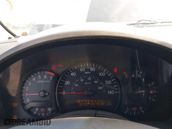2007 Nissan Titan XE z VIN 1N6AA07A87N209125, wystawiony jako IAAI lot #42370163 z przebiegiem 257 543 mil mil oraz . Historia ofert i sprzedaży dostępna na DreamBid. Obrazek 7.