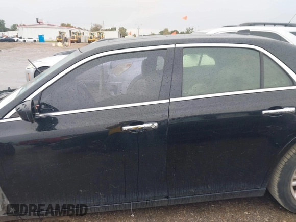 2017 Chrysler 300 with VIN 2C3CCAEG3HH580047, listed as a IAAI auction lot 41033593 with Not Provided miles. Bid and sale history available at carsss.com. Image 13.